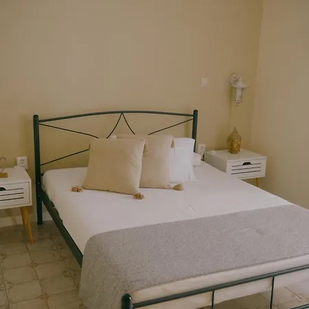旅馆 Rhodes Backpackers Boutique And